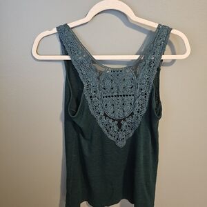 Bobeau Elegant Green Lace Women's Top